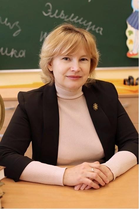 Леонова Светлана Ивановна.