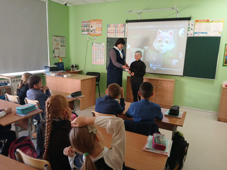 Искусственный интеллект и человек.
